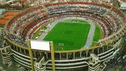 estadioriver.jpg